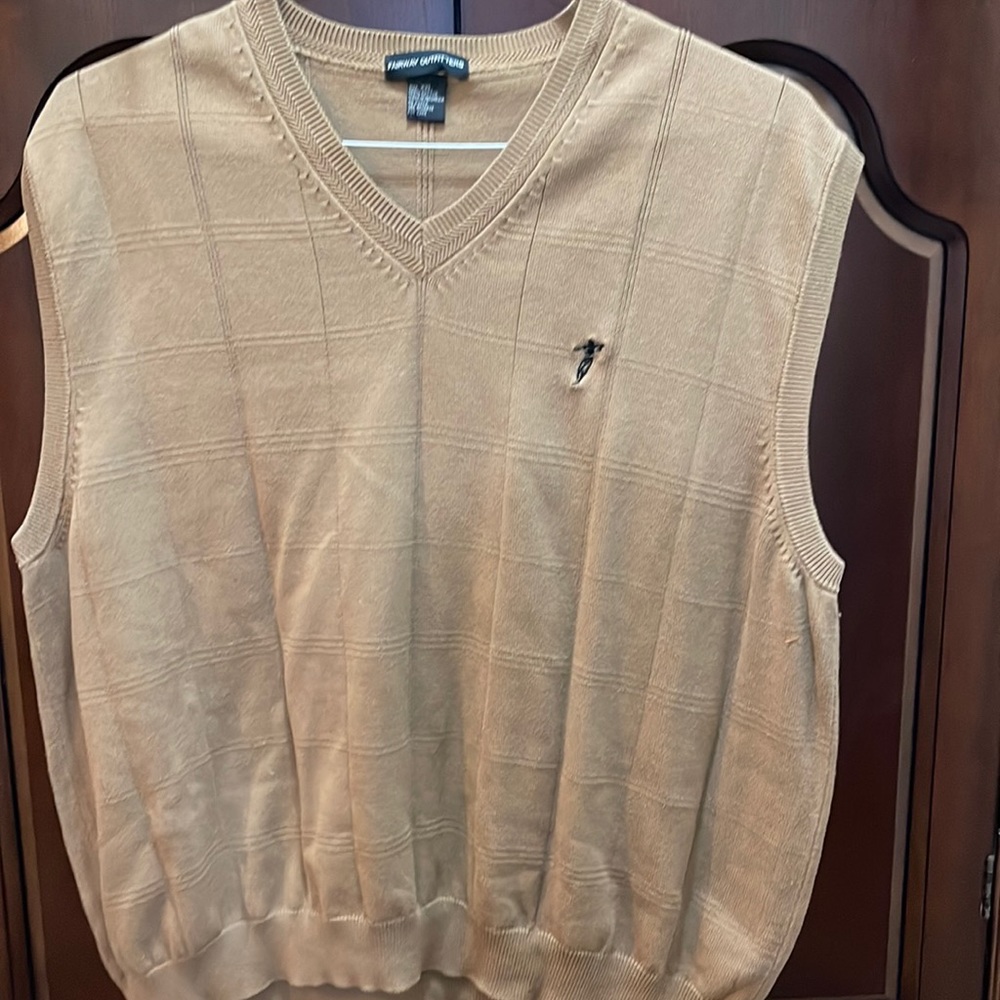 Men 100% Cotton sweater vest. Dressy and stylish Tan colored Size XXL price $35